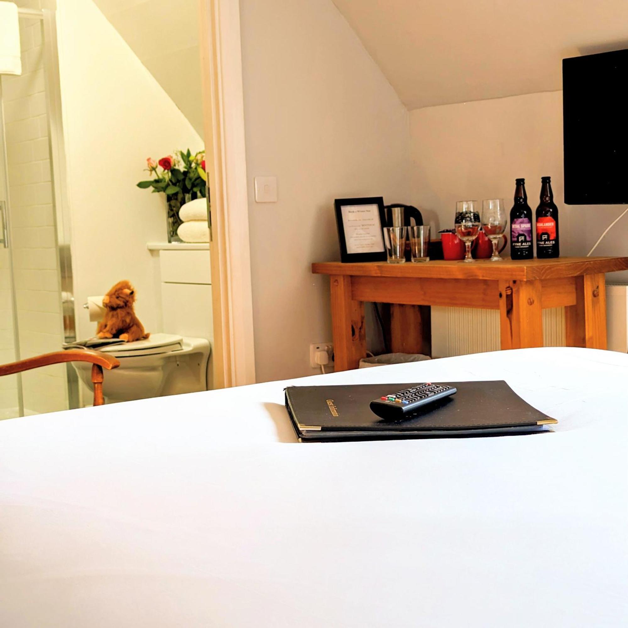 Ben Cruachan Inn - Restaurant, Pub With Rooms Loch Awe Exterior foto